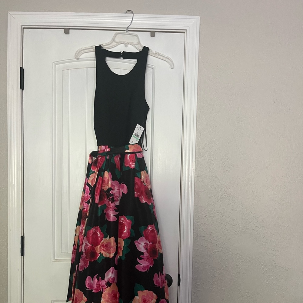 Jessica Howard mother of the  bride evening gown.